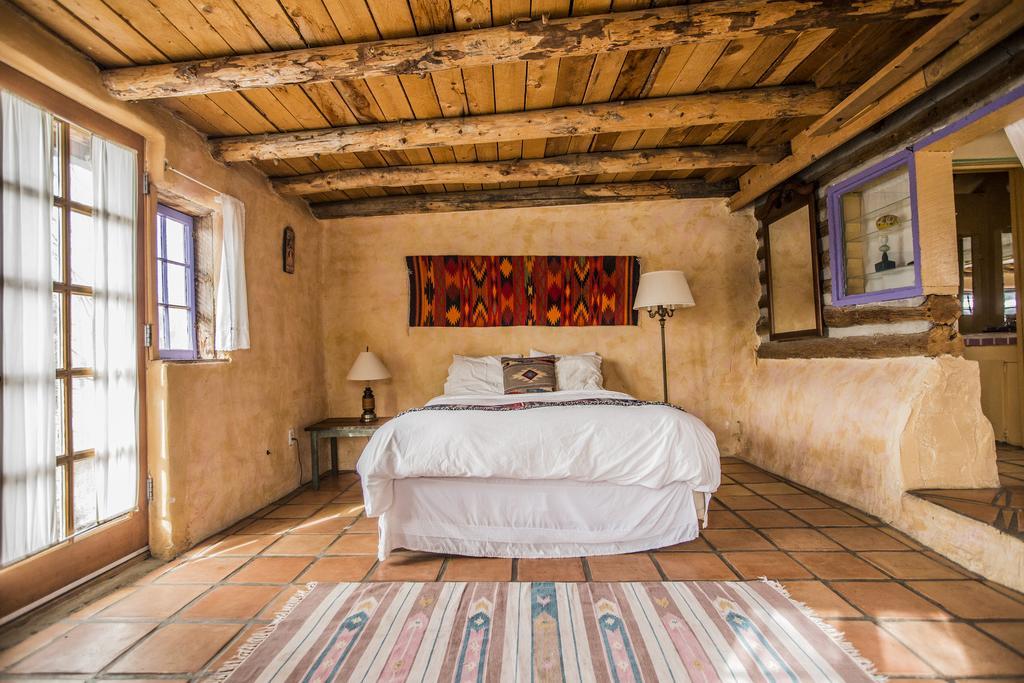 Taos Goji Farm & Eco-Lodge Retreat Arroyo Seco Exteriör bild